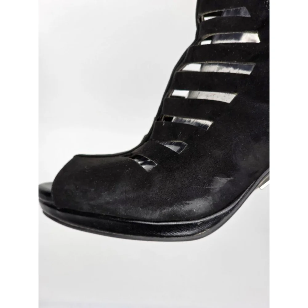 Revolution! Black Peep Toe Heels Women’s Size 8.5M